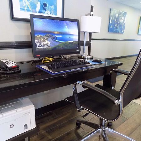 Best Western Augusta West Bagian luar foto
