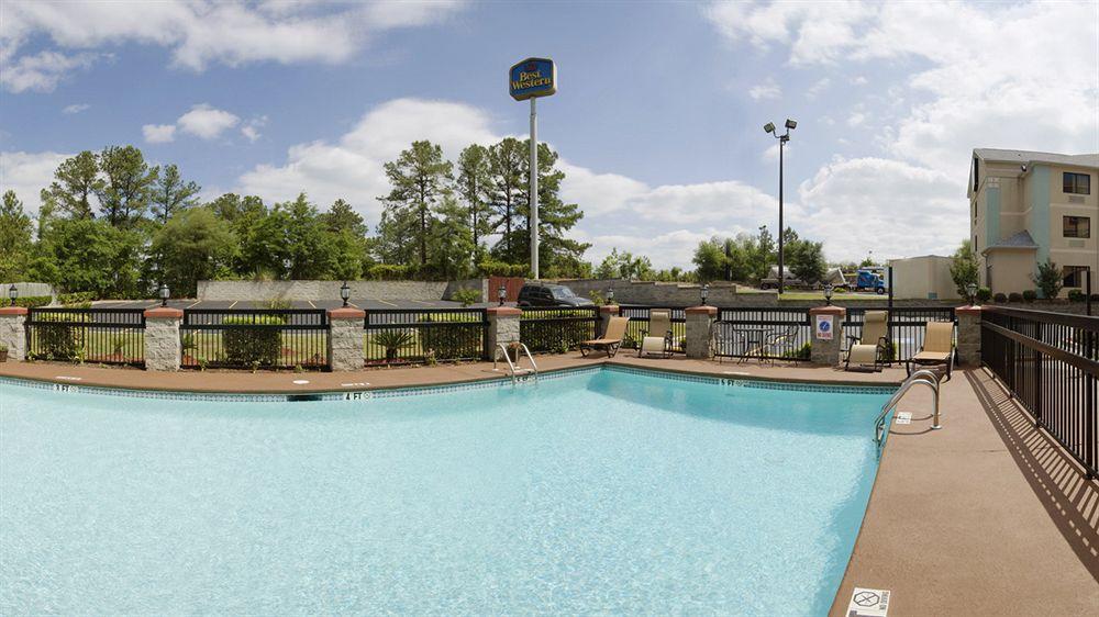 Best Western Augusta West Bagian luar foto