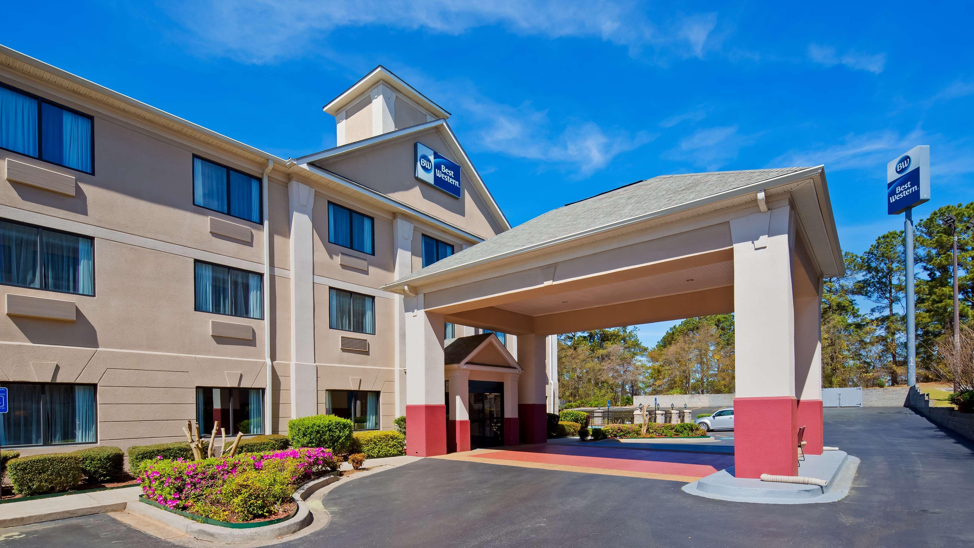 Best Western Augusta West Bagian luar foto