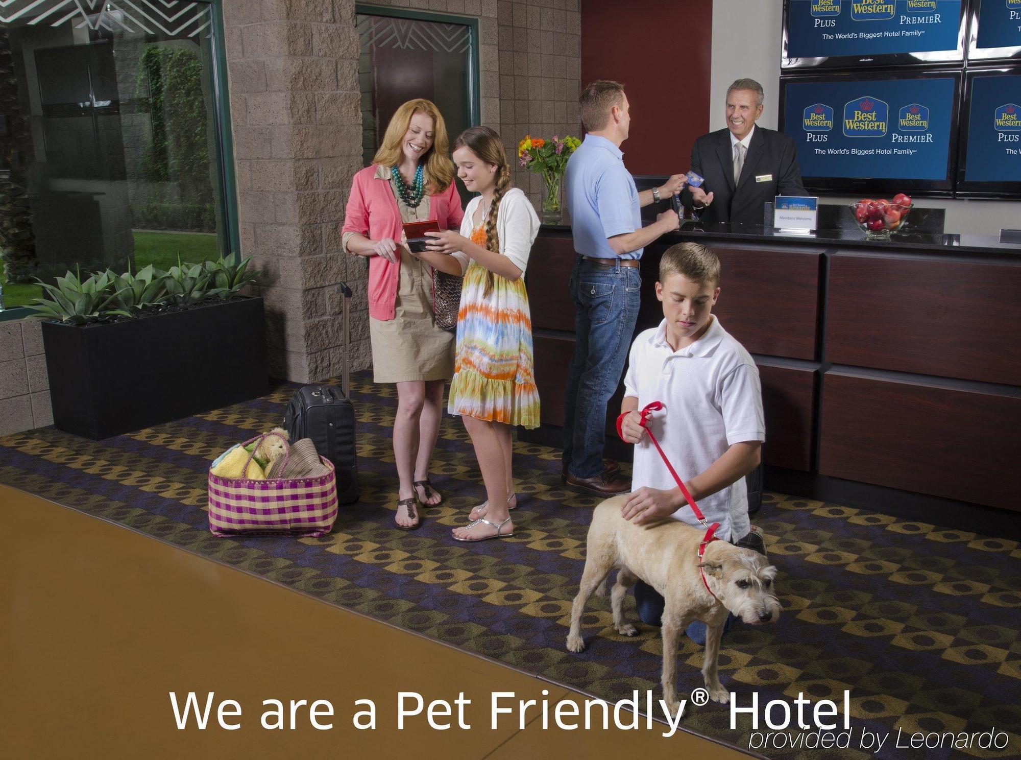 Best Western Augusta West Bagian luar foto