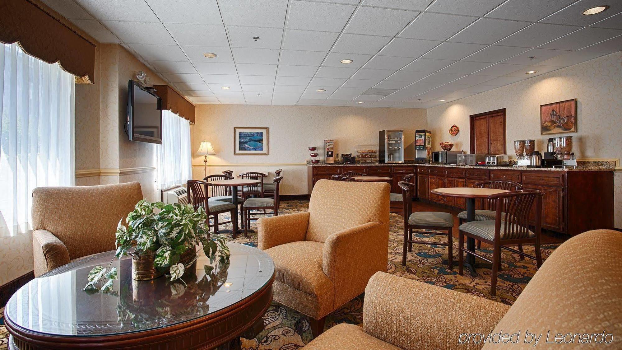 Best Western Augusta West Bagian luar foto